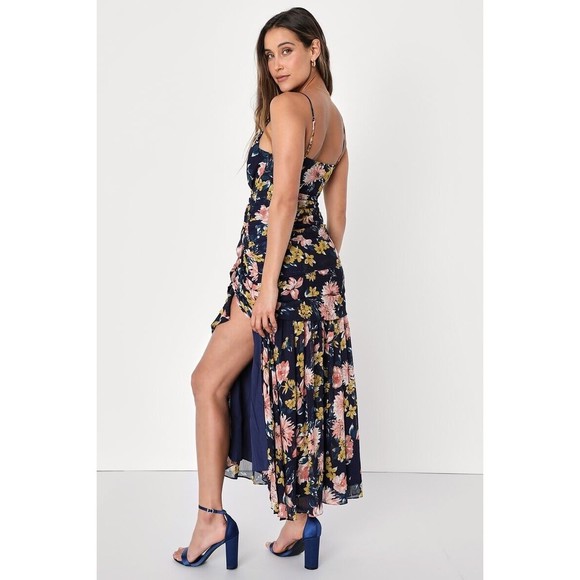 NEW Lulu’s Dress Womens Medium Stunning Soiree Blue Floral Ruched‎ Midi Slit - Picture 6 of 16